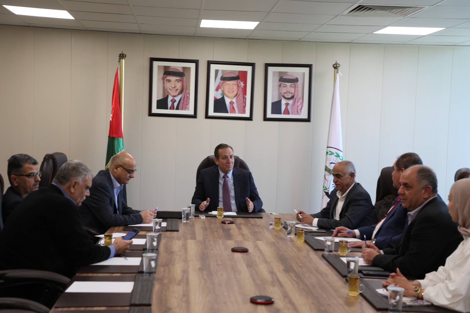 وزير الزراعة يلتقي نقابة تجار ومنتجي المواد الزراعية ويدعو لجعل الأردن مركزاً إقليمياً لصناعة الأسمدة